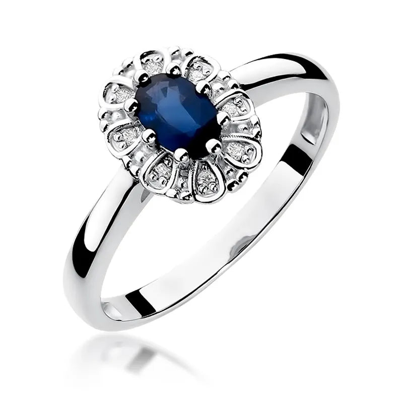 Gold Ring with 0.70ct Sapphire and 0.069ct Diamonds