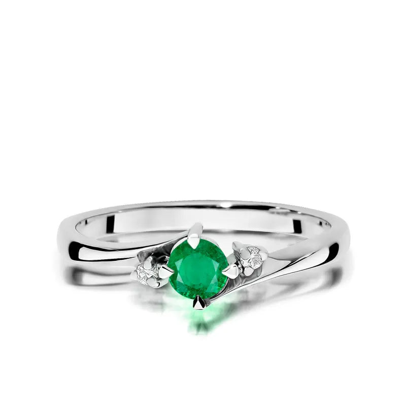 Gold Ring with 0.30ct Emerald and 0.029ct Diamonds