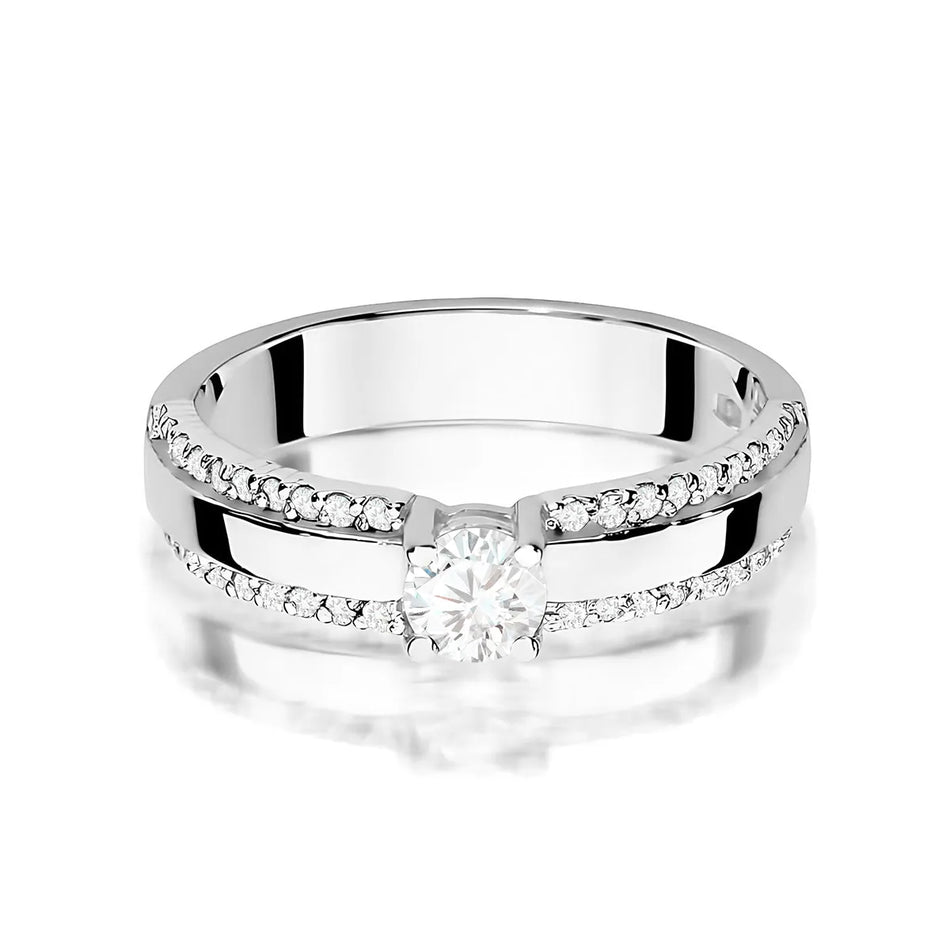 Zlatý prsteň s 0,25 ct a 0,20 ct laboratórnymi diamantmi