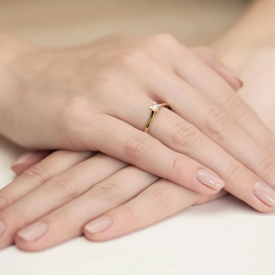 Gold Ring with 0.09ct Diamond