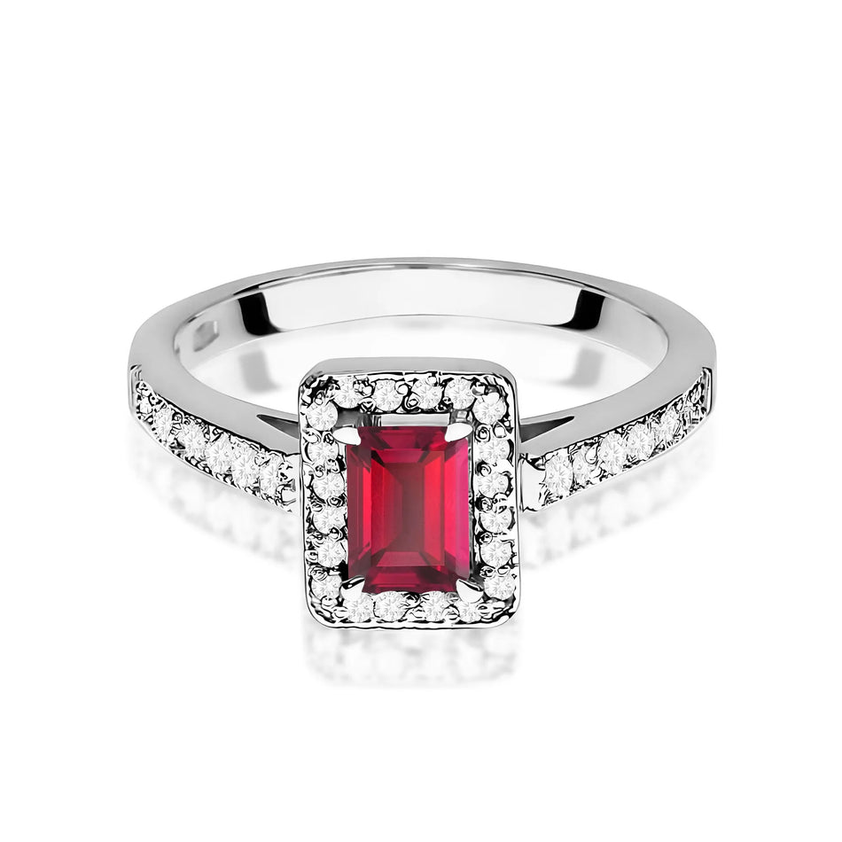Gold Ring with 0.80ct Ruby and 0.22ct Diamonds