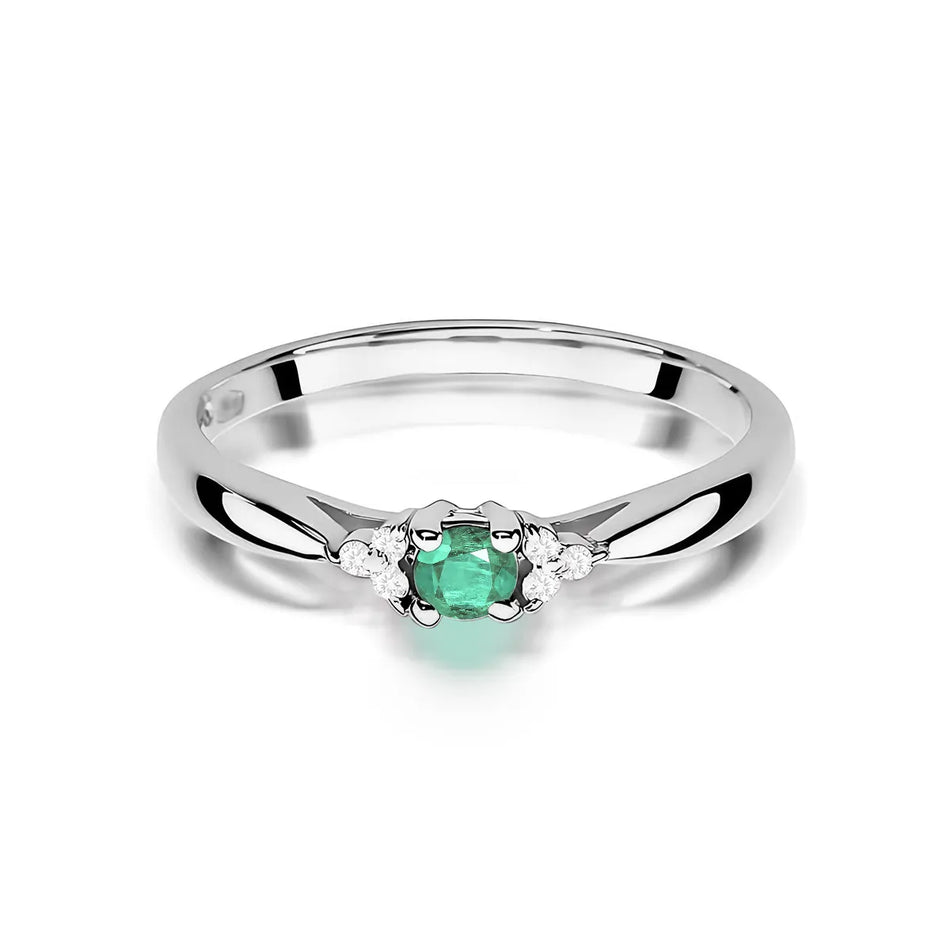 Gold Ring with 0.15ct Emerald and 0.03ct Diamonds