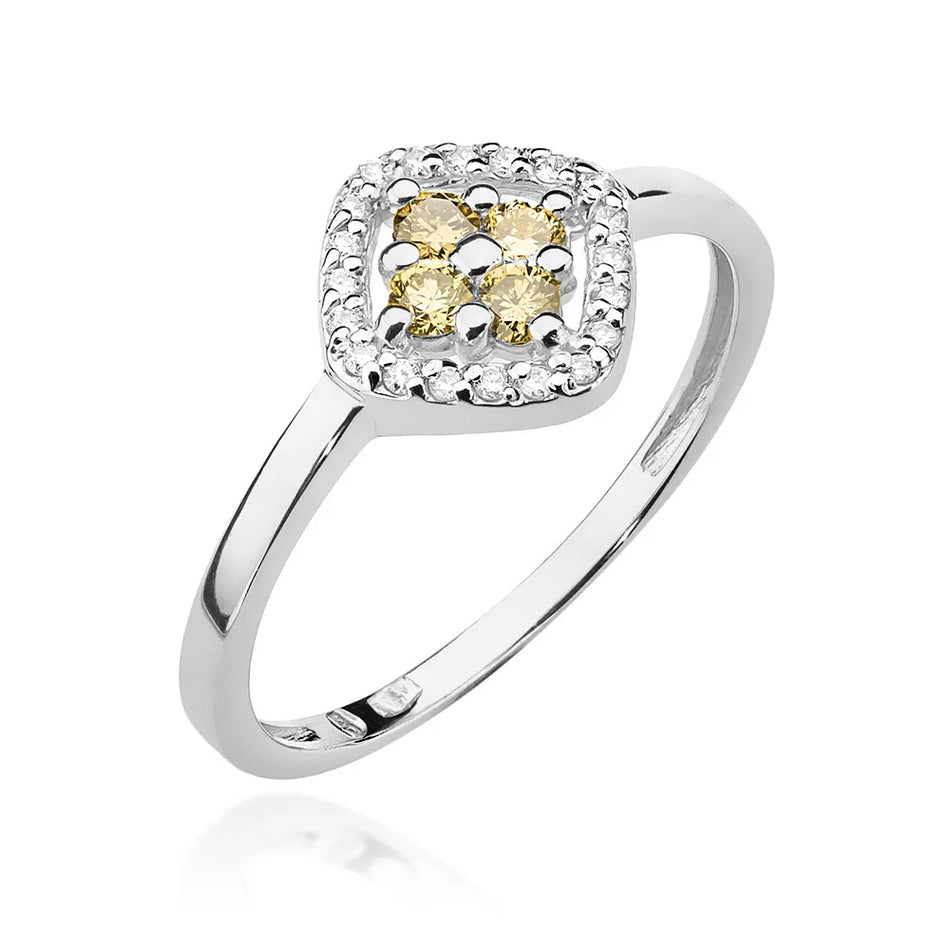 Gold Ring with 0.10ct and 0.20ct Diamonds