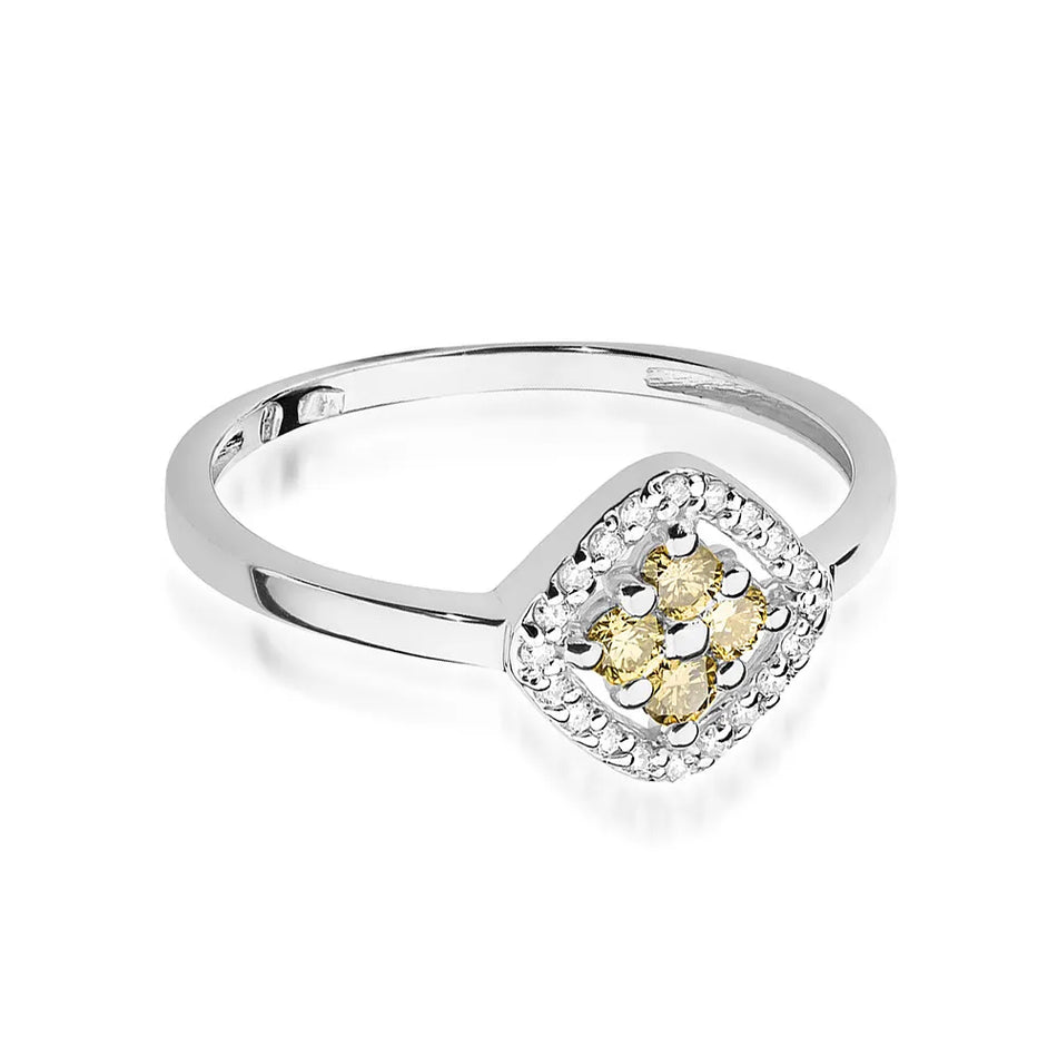Gold Ring with 0.10ct and 0.20ct Diamonds