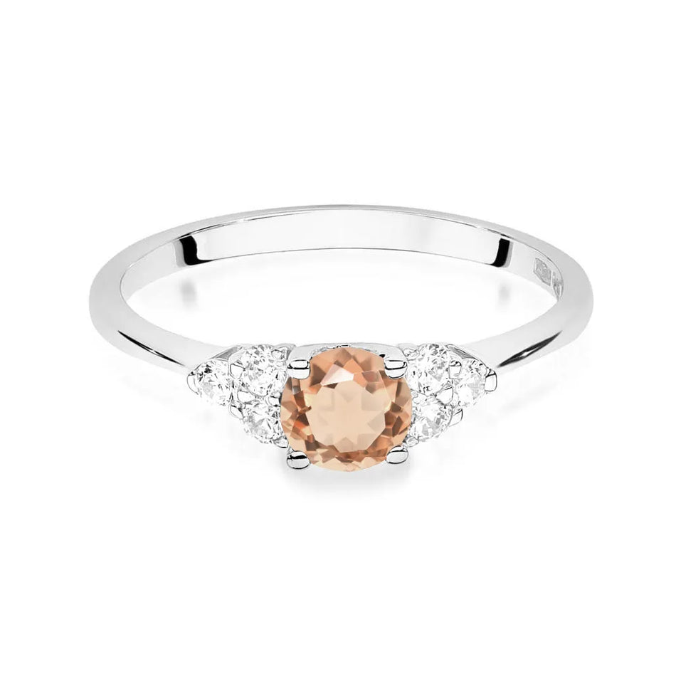 Gold Ring with 0.40ct Morganite and 0.18ct Diamonds