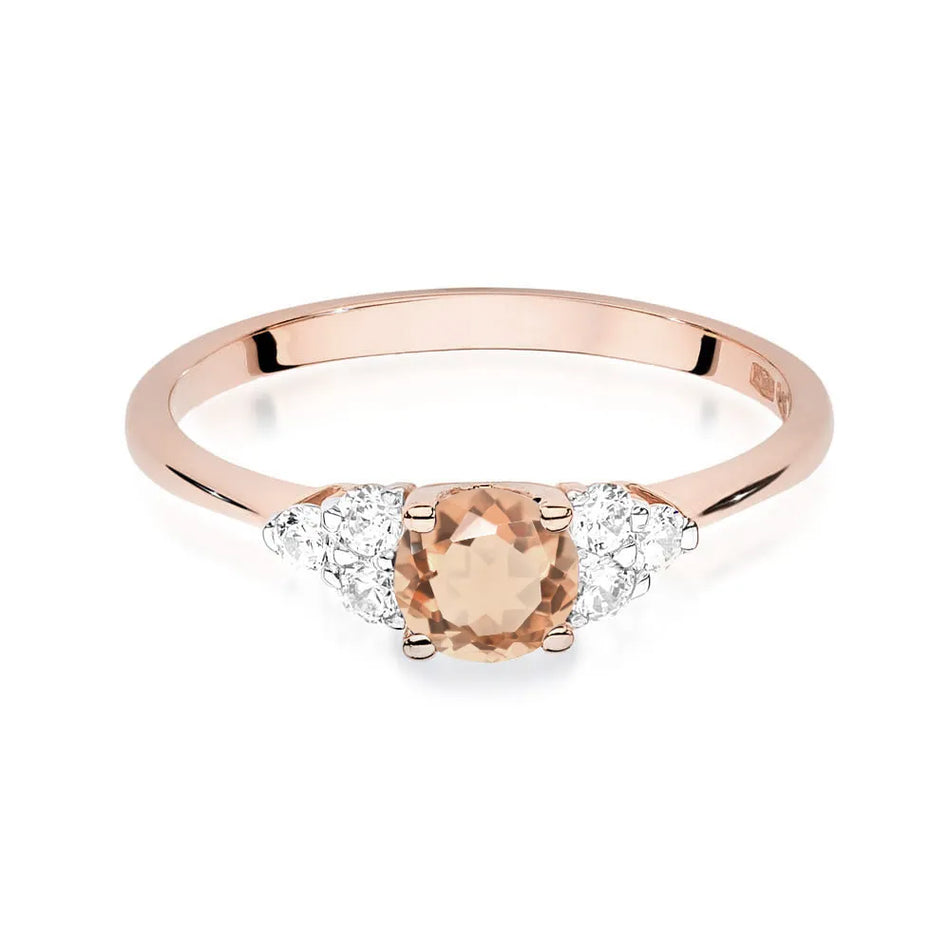 Gold Ring with 0.40ct Morganite and 0.18ct Diamonds