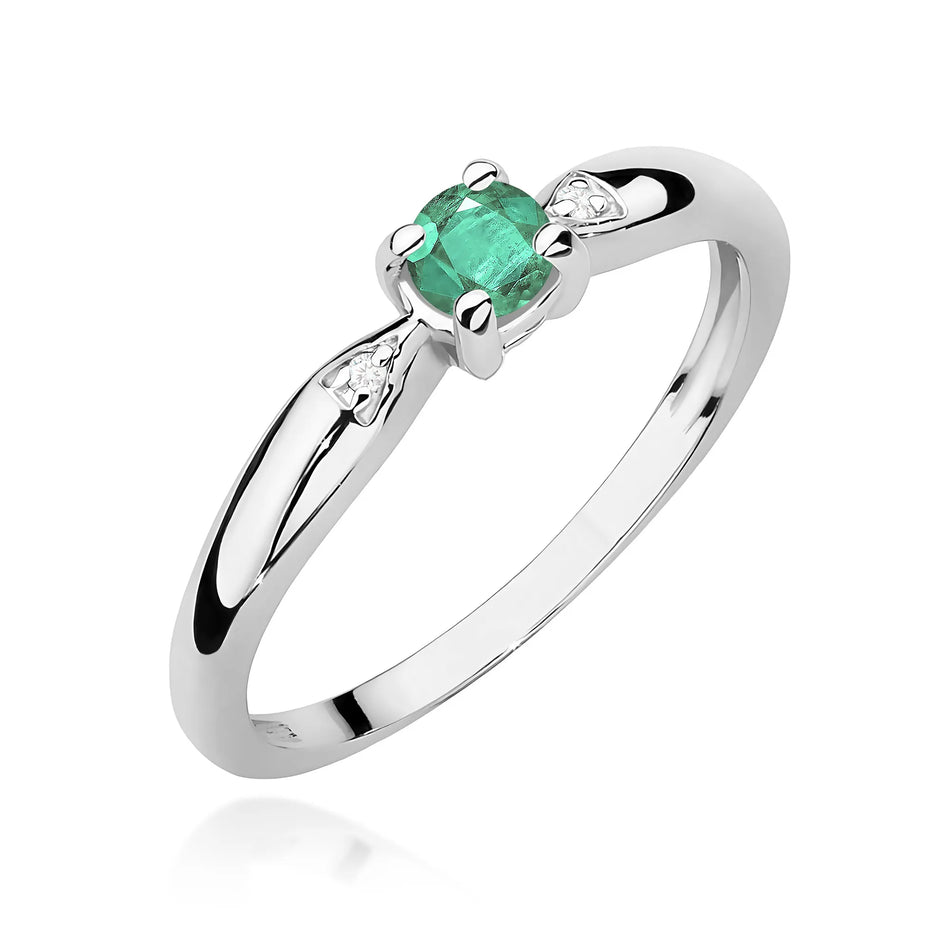 Gold Ring with 0.15ct Emerald and 0.01ct Diamonds