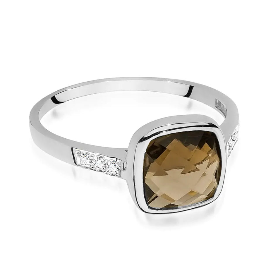 Gold Ring with 2.00ct Smoky Quartz and 0.03ct Diamonds