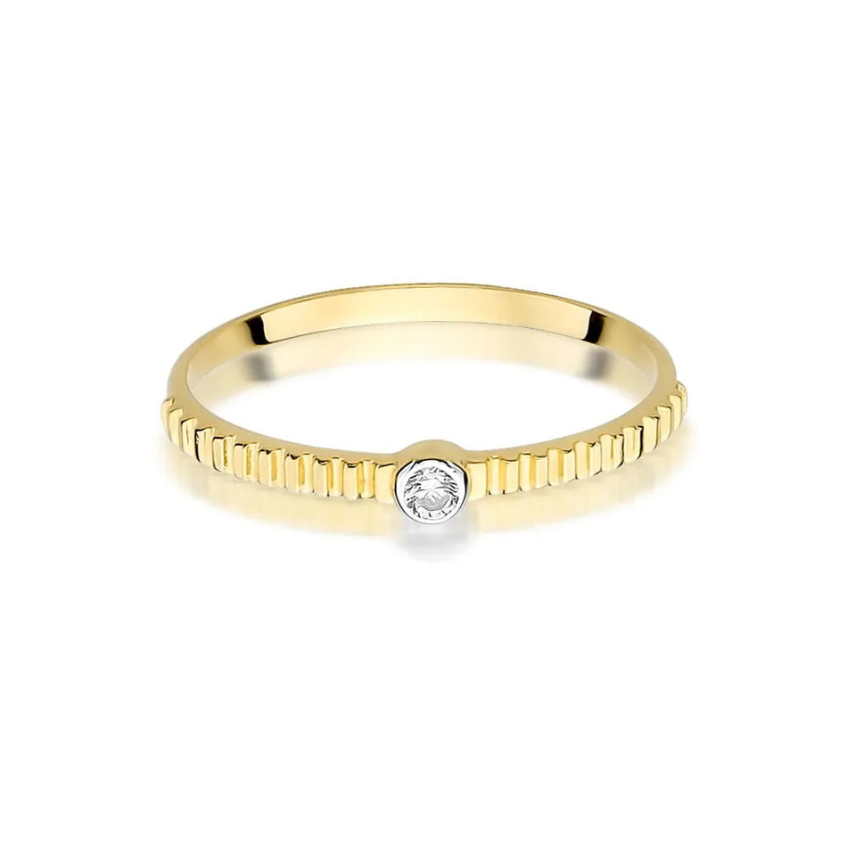Gold Ring with 0.04ct Diamond
