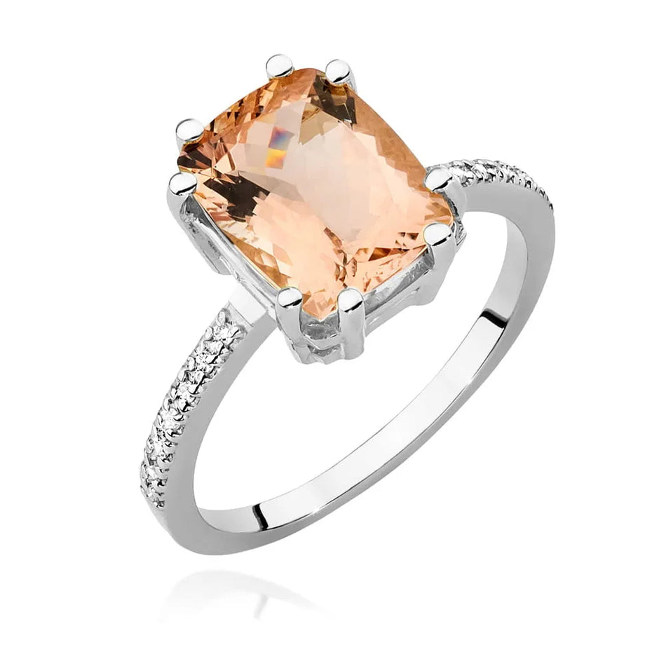 Gold Ring with 2.80ct Morganite and 0.07ct Diamonds