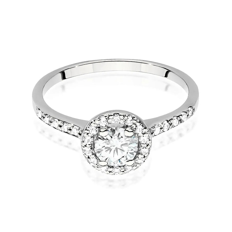 Gold Ring with 0.50ct Diamond and 0.241ct Sideline Diamonds