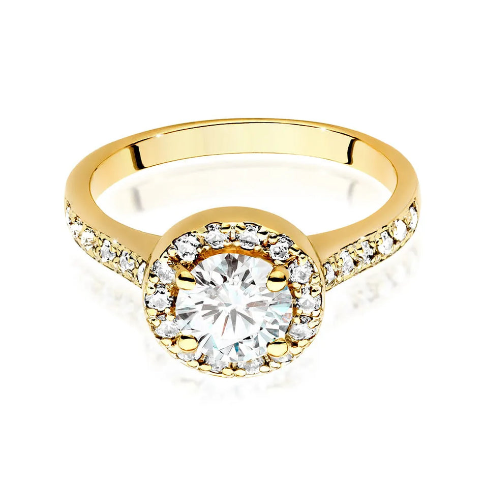 Gold Ring with 0.70ct Diamond and 0.377ct Sideline Diamonds