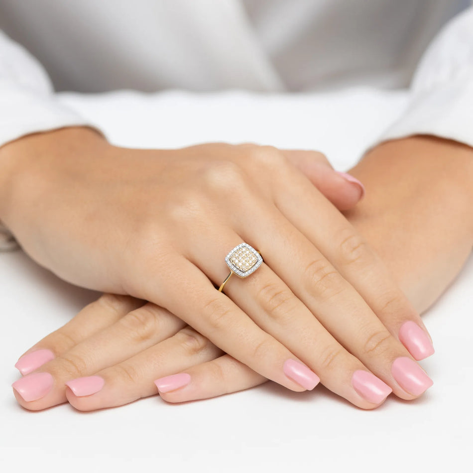 Zlatý prsteň s diamantmi 0,278 ct