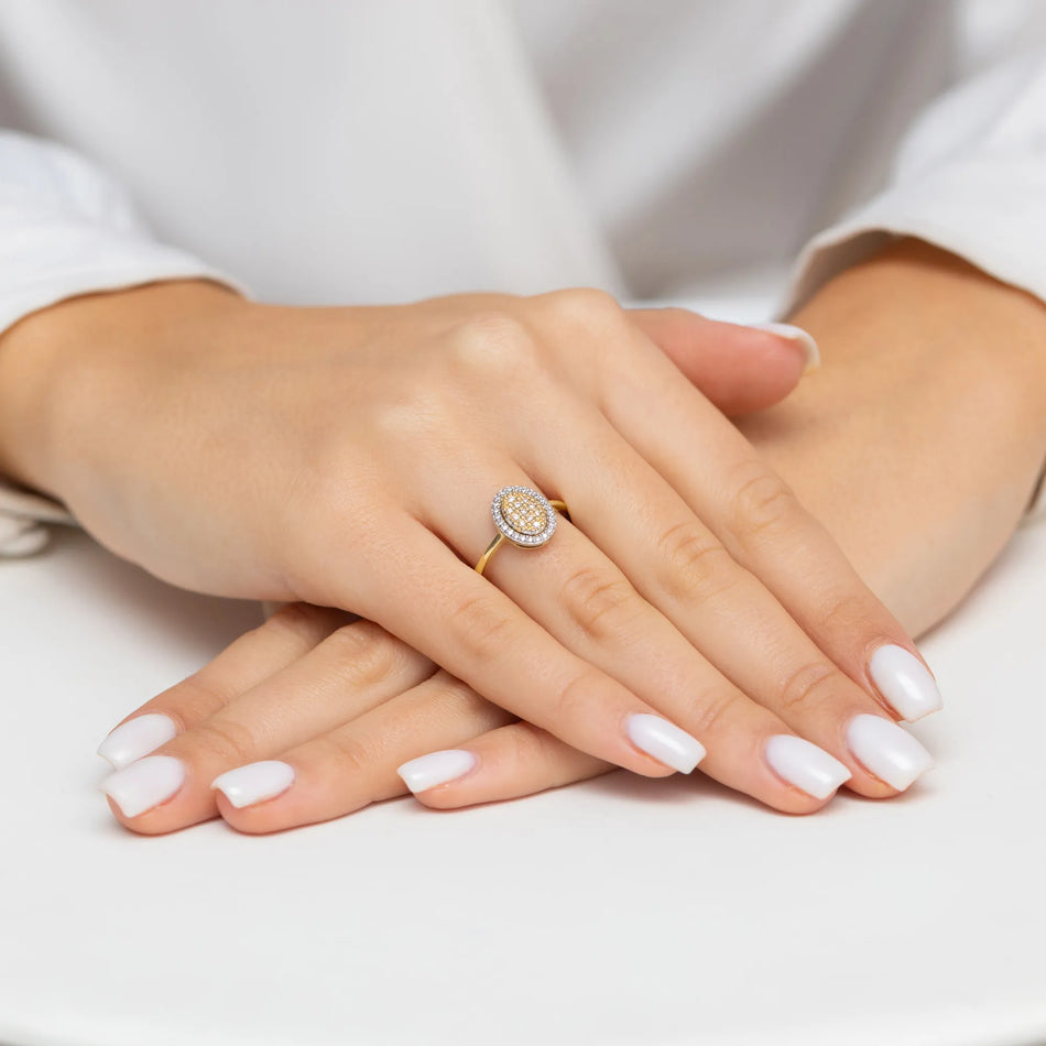 Gold Ring with 0.20ct Diamonds