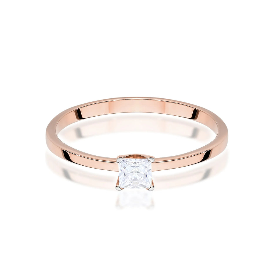 Gold Ring with 0.30ct Diamond