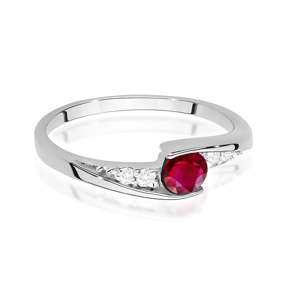 Gold Ring with 0.30ct Ruby and 0.058ct Diamonds