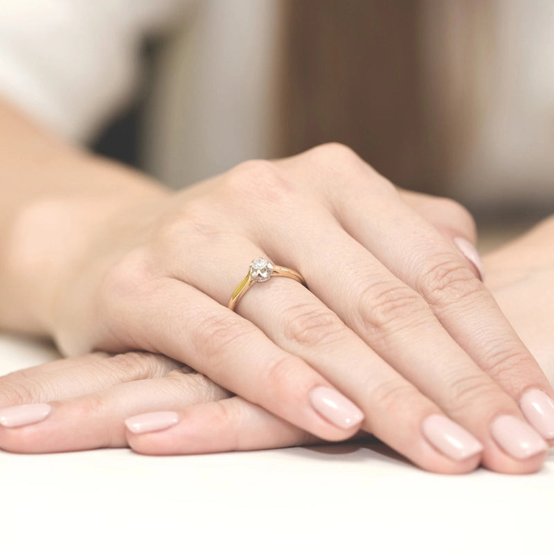 Gold Ring with Zirconia