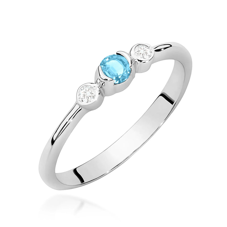 Gold Ring with 0.15ct Topaz and 0.06ct Diamonds