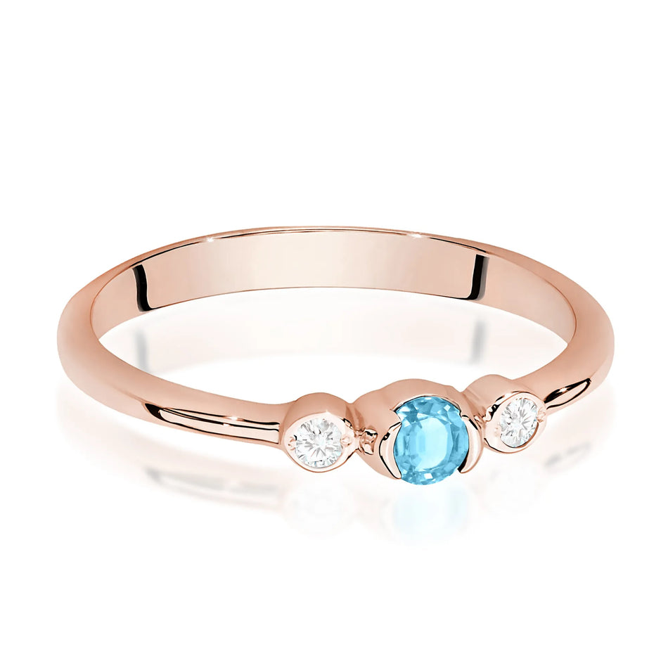 Gold Ring with 0.15ct Topaz and 0.06ct Diamonds