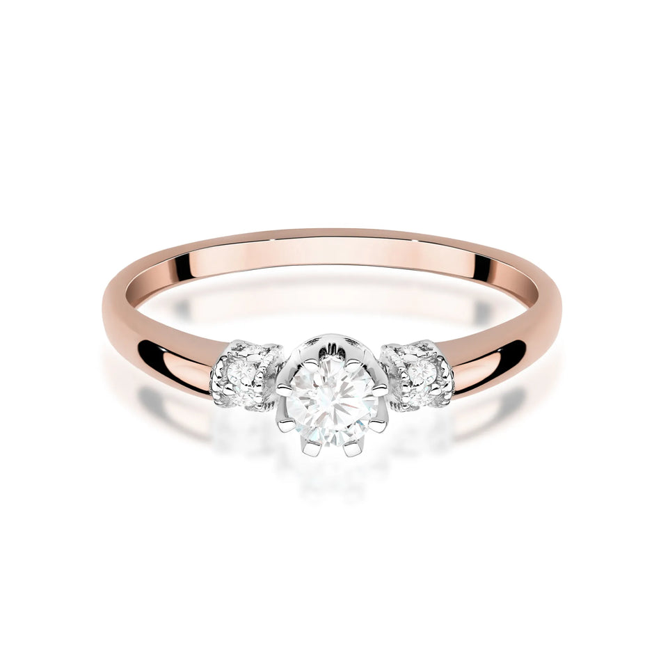 Gold Ring with 0.25ct and 0.07ct Diamonds