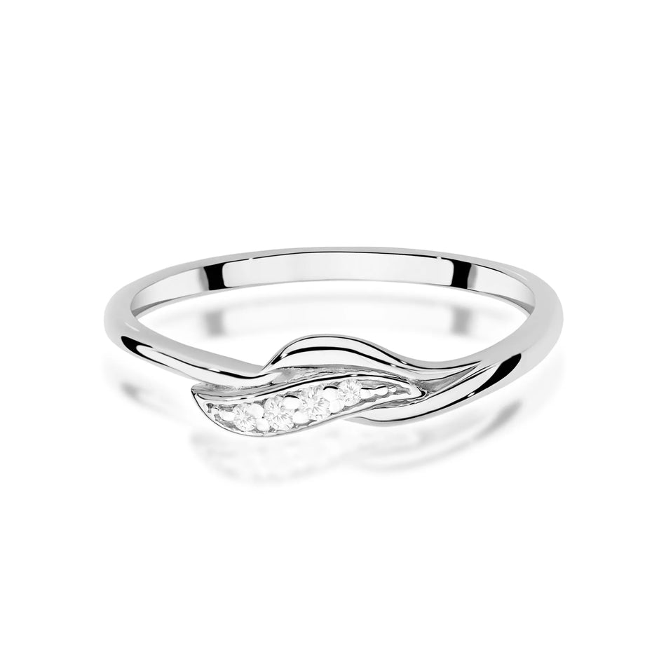 Zlatý prsteň s 0,05 ct diamantmi