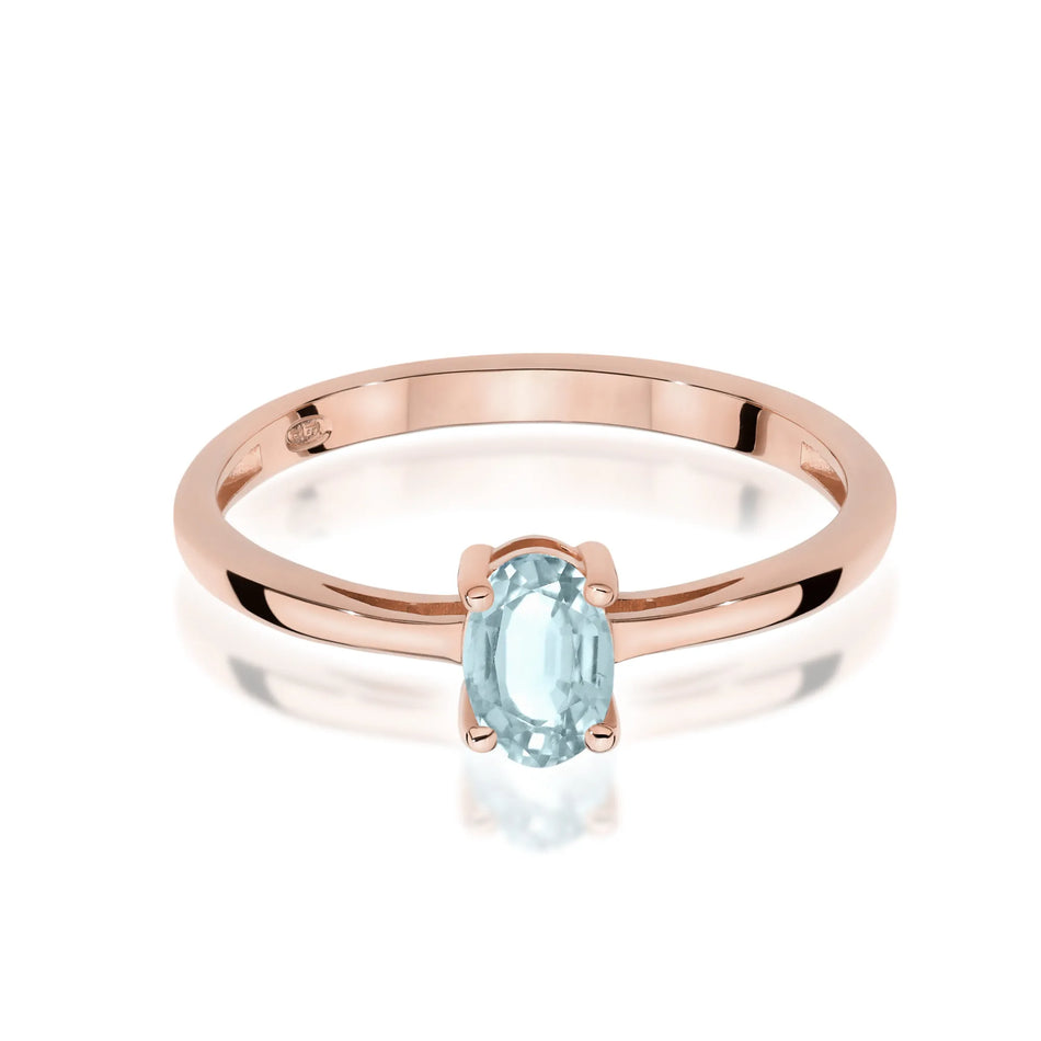 Gold Ring with 0.35ct Aquamarine