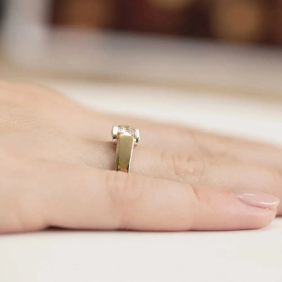 Gold Ring with 0.50ct Diamond