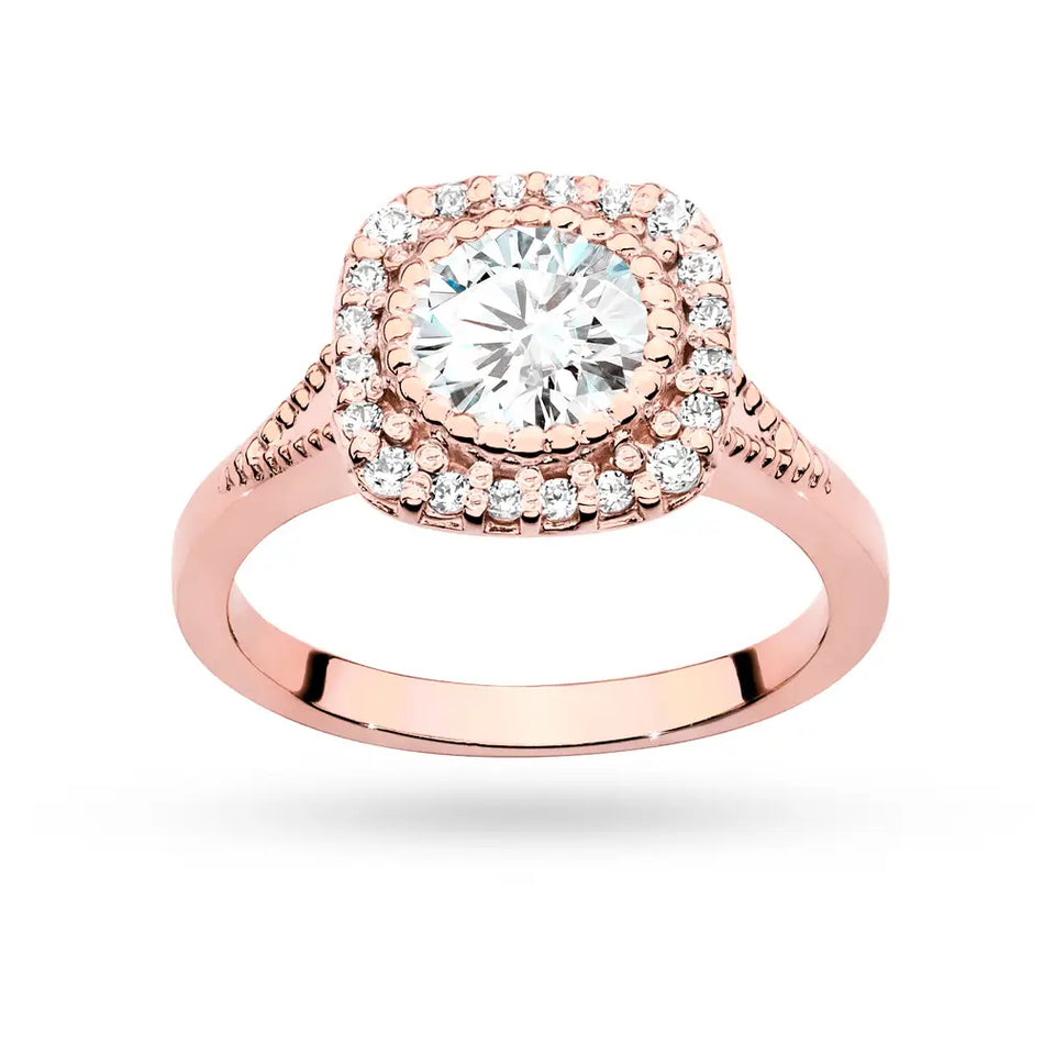 Gold Ring with 0.70ct Diamond and 0.196ct Sideline Diamonds