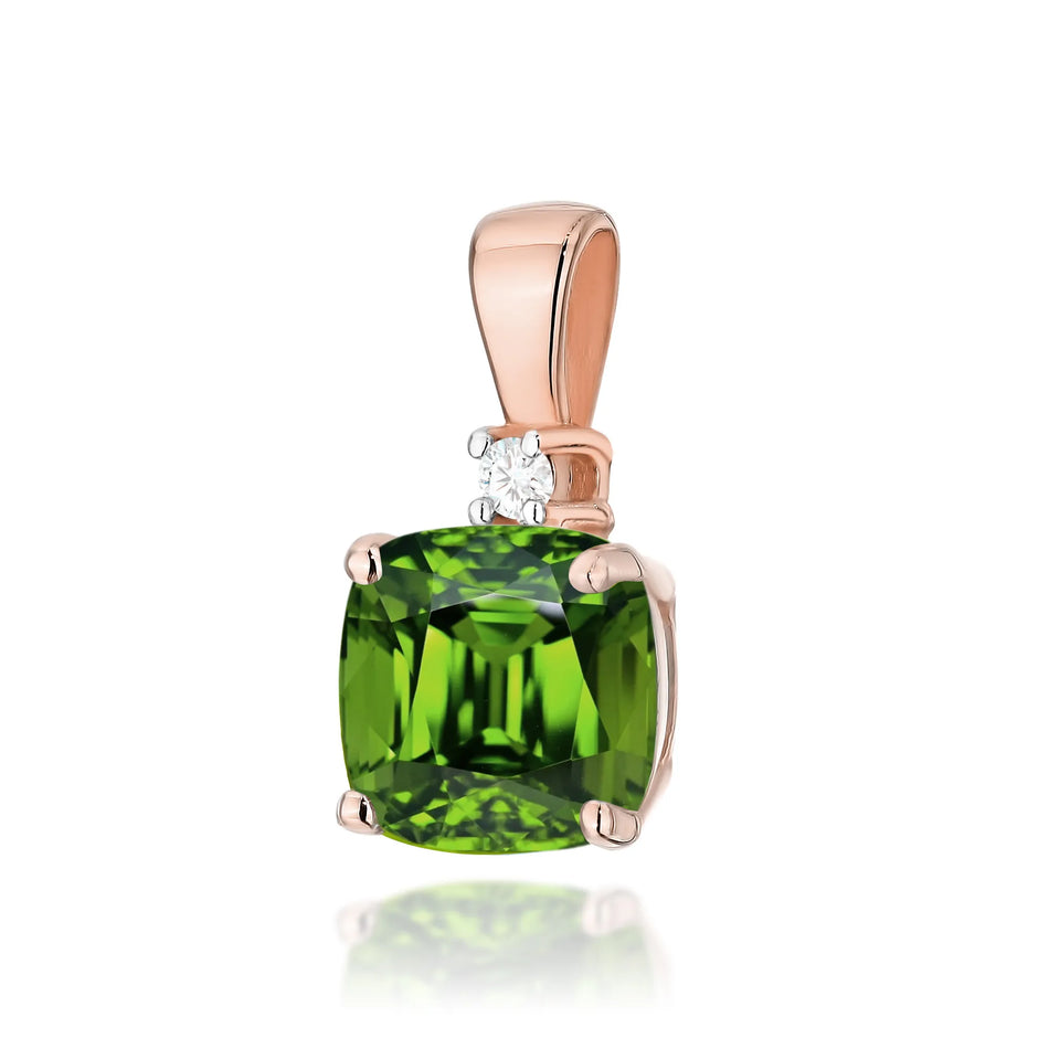 Gold Pendant with 1.00ct Olivine and 0.0145ct Diamonds