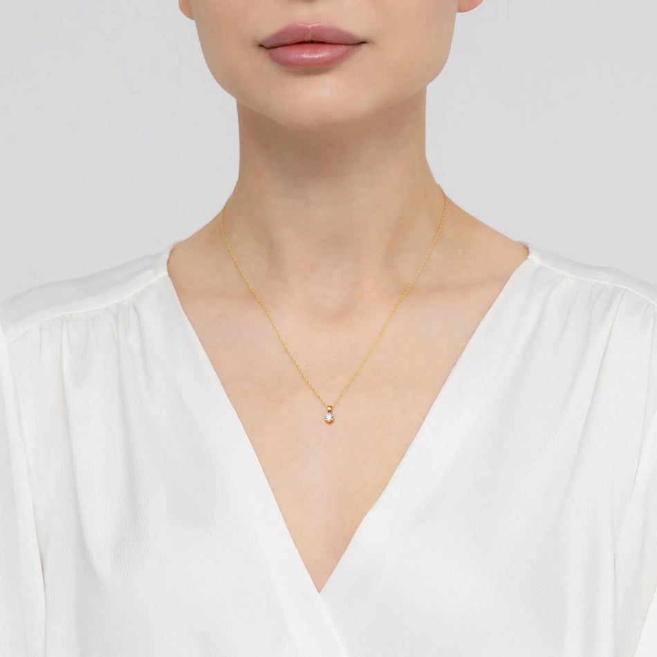 Gold Pendant with 0.30ct Diamond