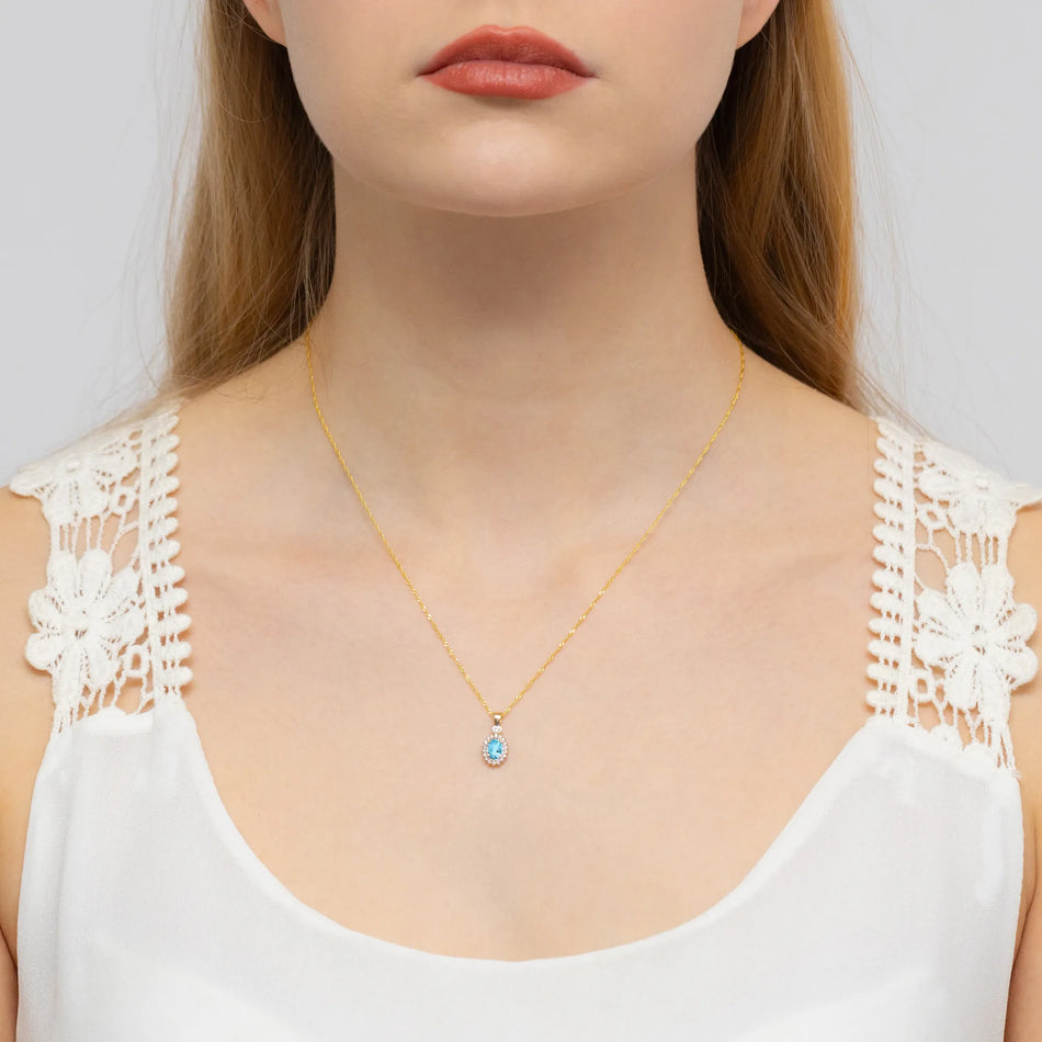 Gold Pendant with 0.50ct Topaz and 0.095ct Diamonds