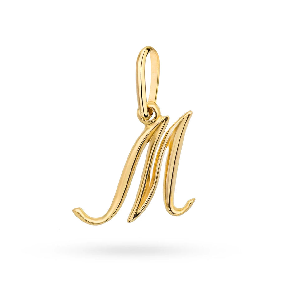 Zlatý prívesok na retiazku s písmenom M, na gravírovanie