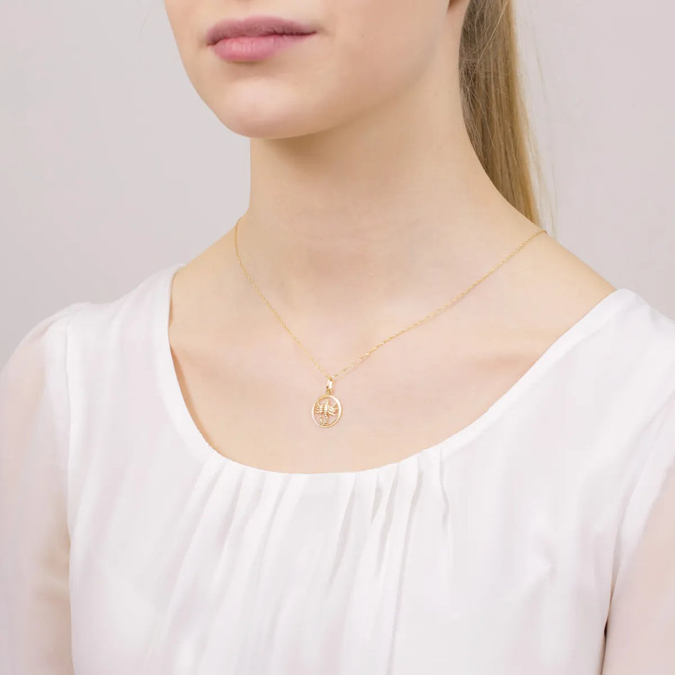 Zlatý prívesok znamenie zverokruhu Škorpión